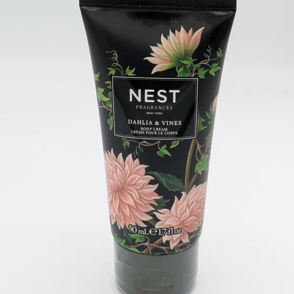 Nest Fragrances Dahlia & Vines Body Cream - Picture 3 of 5